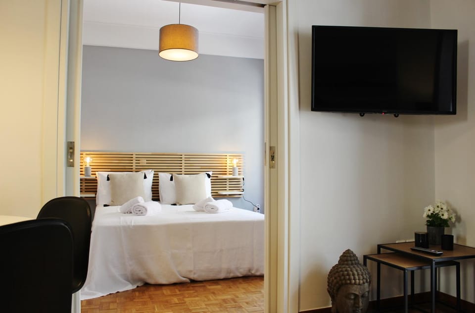 Athenian Hub Luxe Loft Apartment in Athens