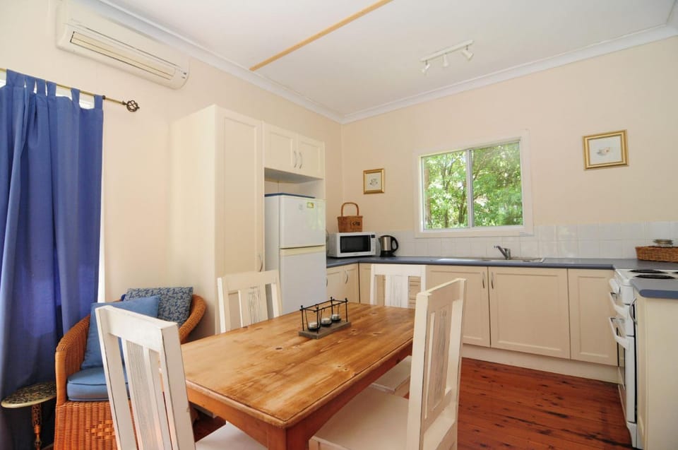 Love Shack 1 bedroom cosy cottage House in Kangaroo Valley