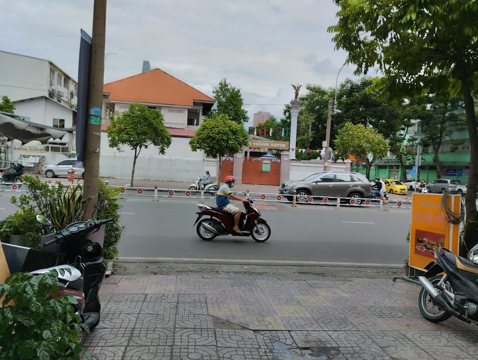 Dragon homestay centre city Bitexco view room Vacation rental in Ho Chi Minh City