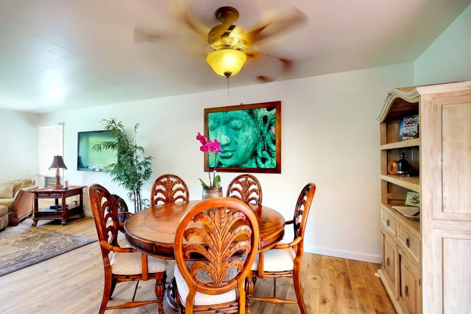 Pokii Lane Hale House in Princeville