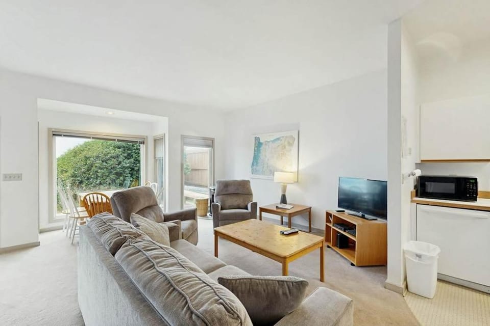 Beach Loop Condo #1 - North Unit House in Oregon