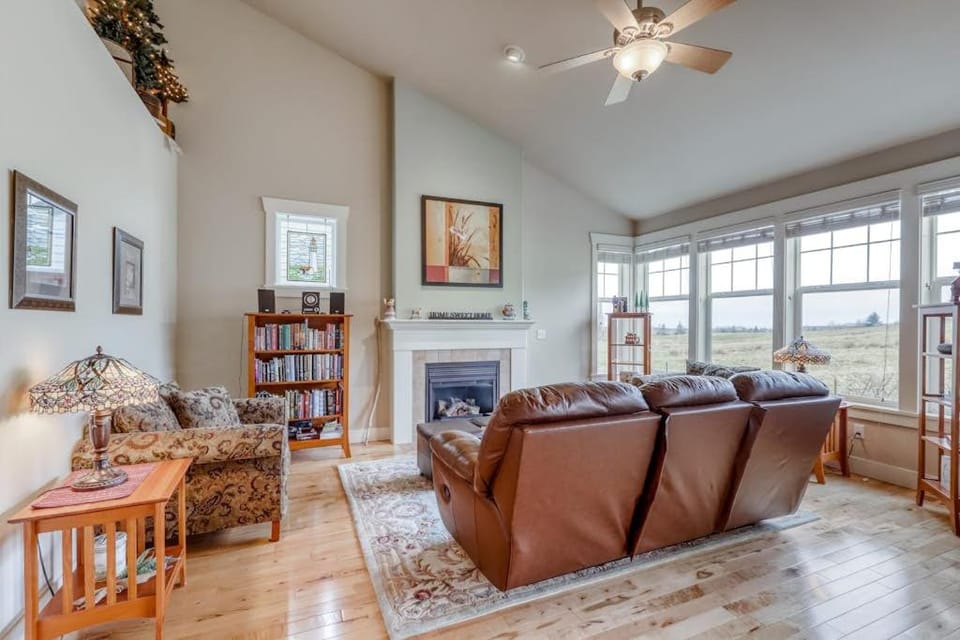 Bonne Chance Cottage House in Sequim