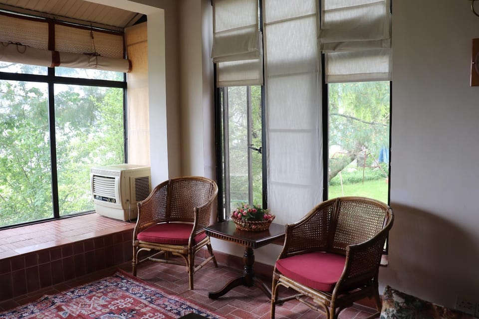 Living room, Seating area, Garden view, Mountain view