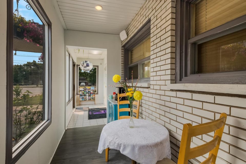 Day, Lobby or reception, Seating area