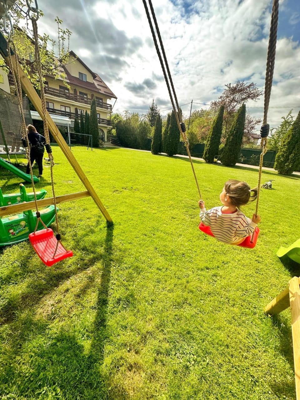 Day, Natural landscape, Garden, Garden view, children