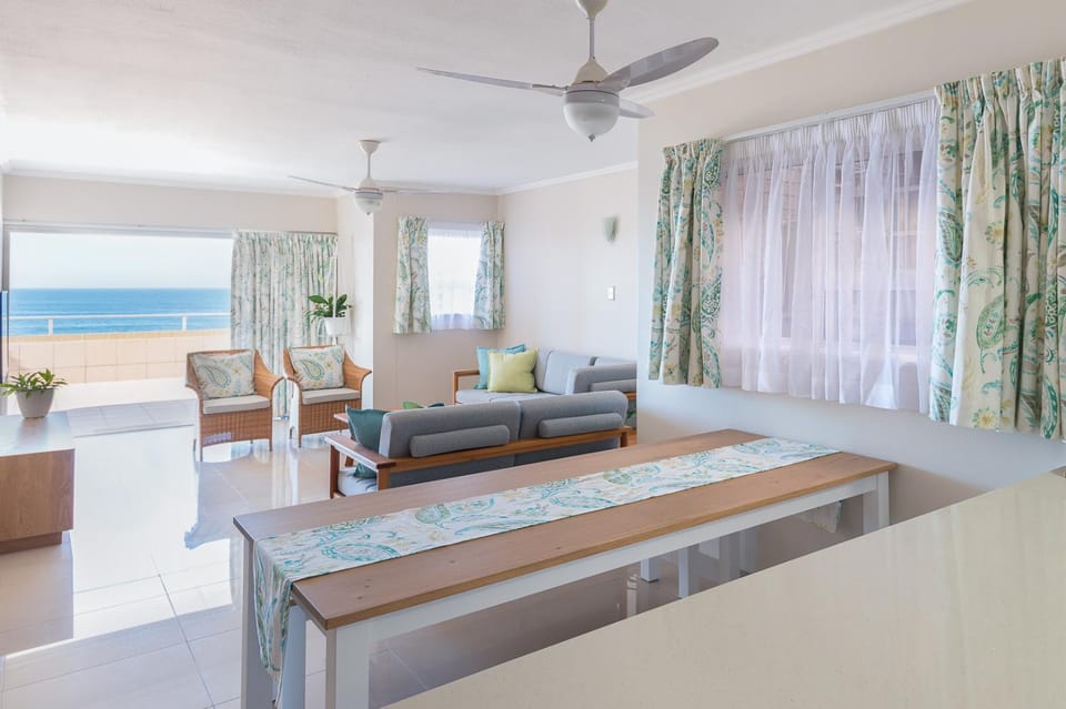 Living room, Seating area, Dining area, Sea view, fireplace