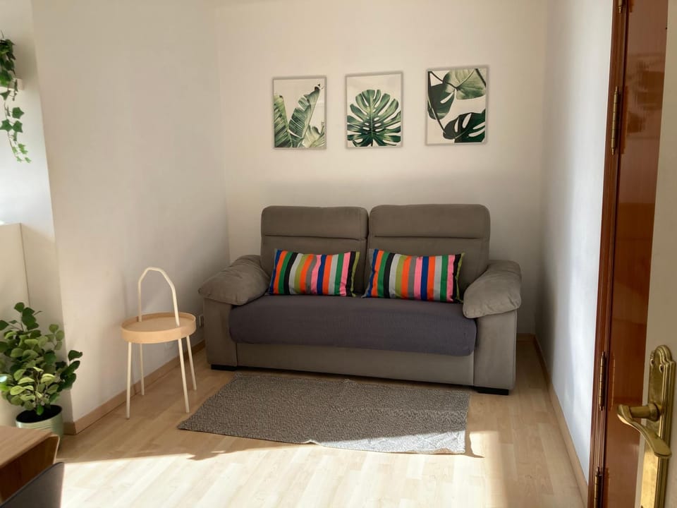 Apartamento Sardinero Apartment in Torremolinos
