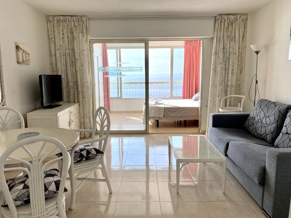 Balcony/Terrace, Living room, Seating area, Dining area