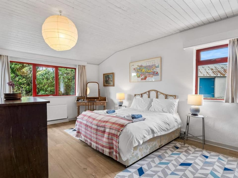 Salmon Cottage House in County Galway