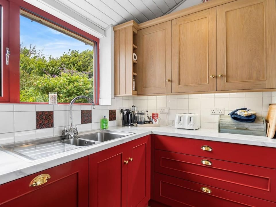 Salmon Cottage House in County Galway