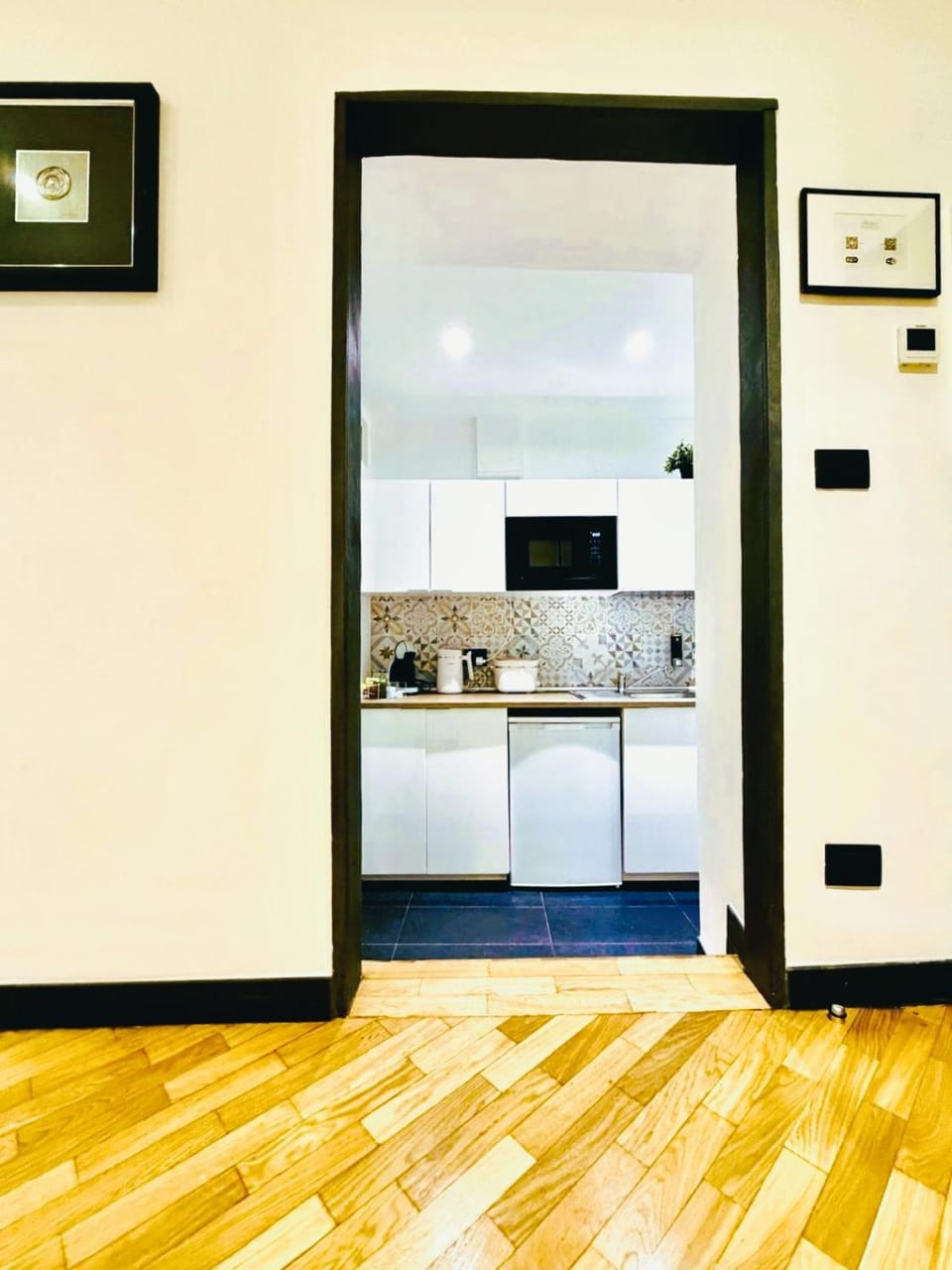 Kitchen or kitchenette, oven, stove