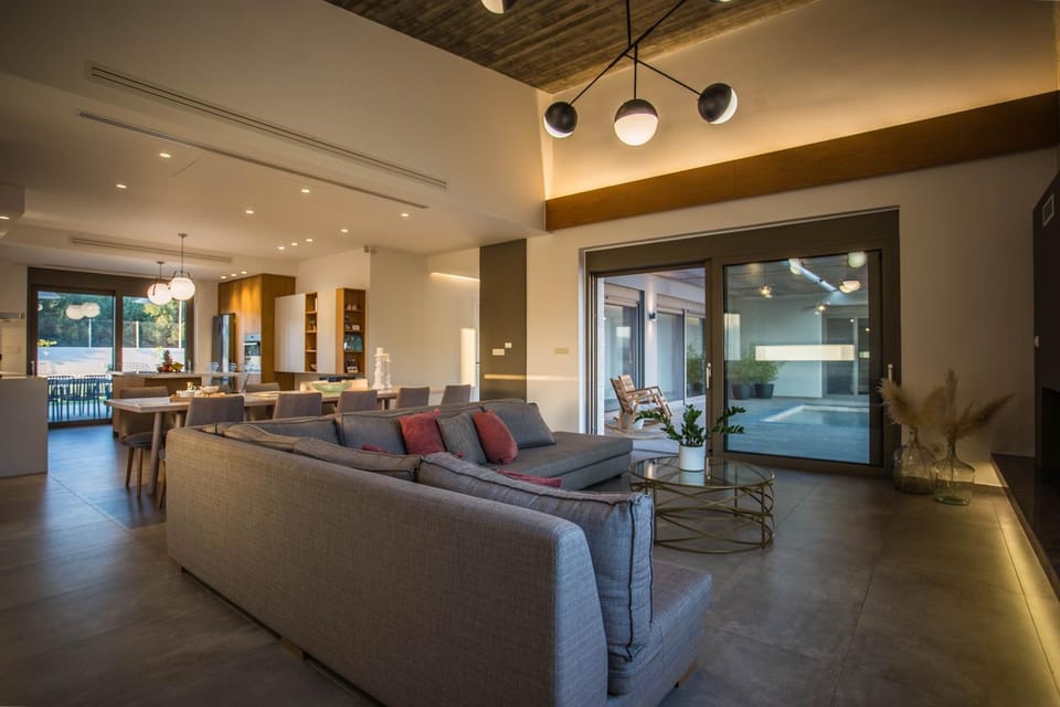 Living room, Seating area