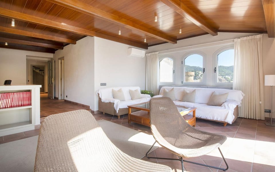 Luxury Rocamar – Primera Línea y Terraza Apartment in Tossa de Mar