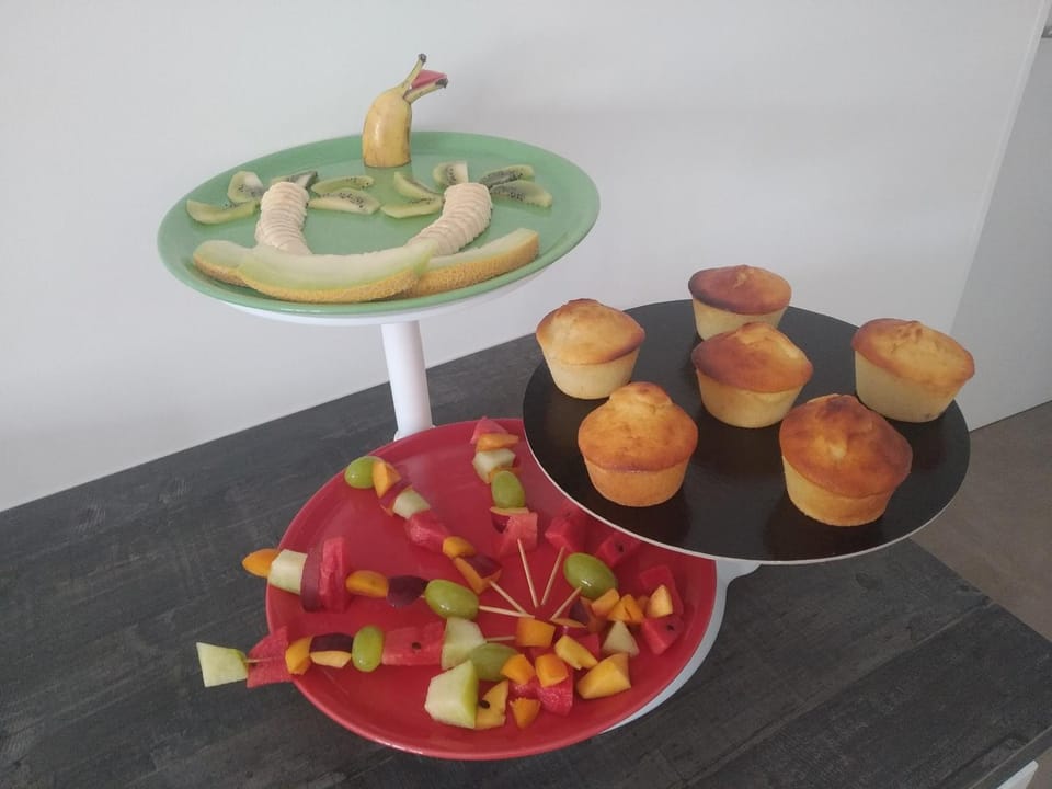 Food and drinks, Food