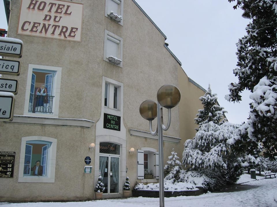 Property building, Property logo or sign, Winter