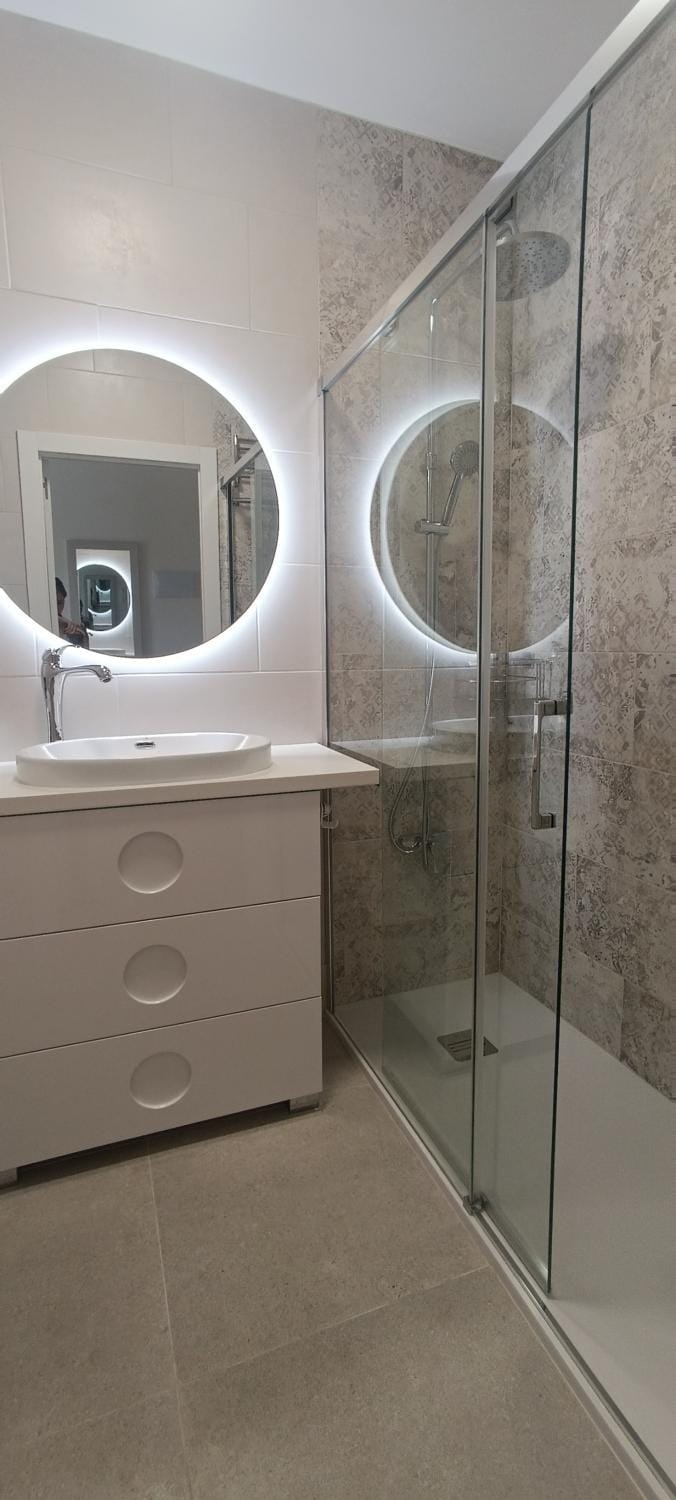 Shower, Bathroom