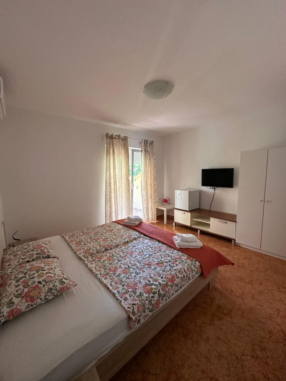 Apartments and Rooms Markovski Bed and Breakfast in Lika-Senj County