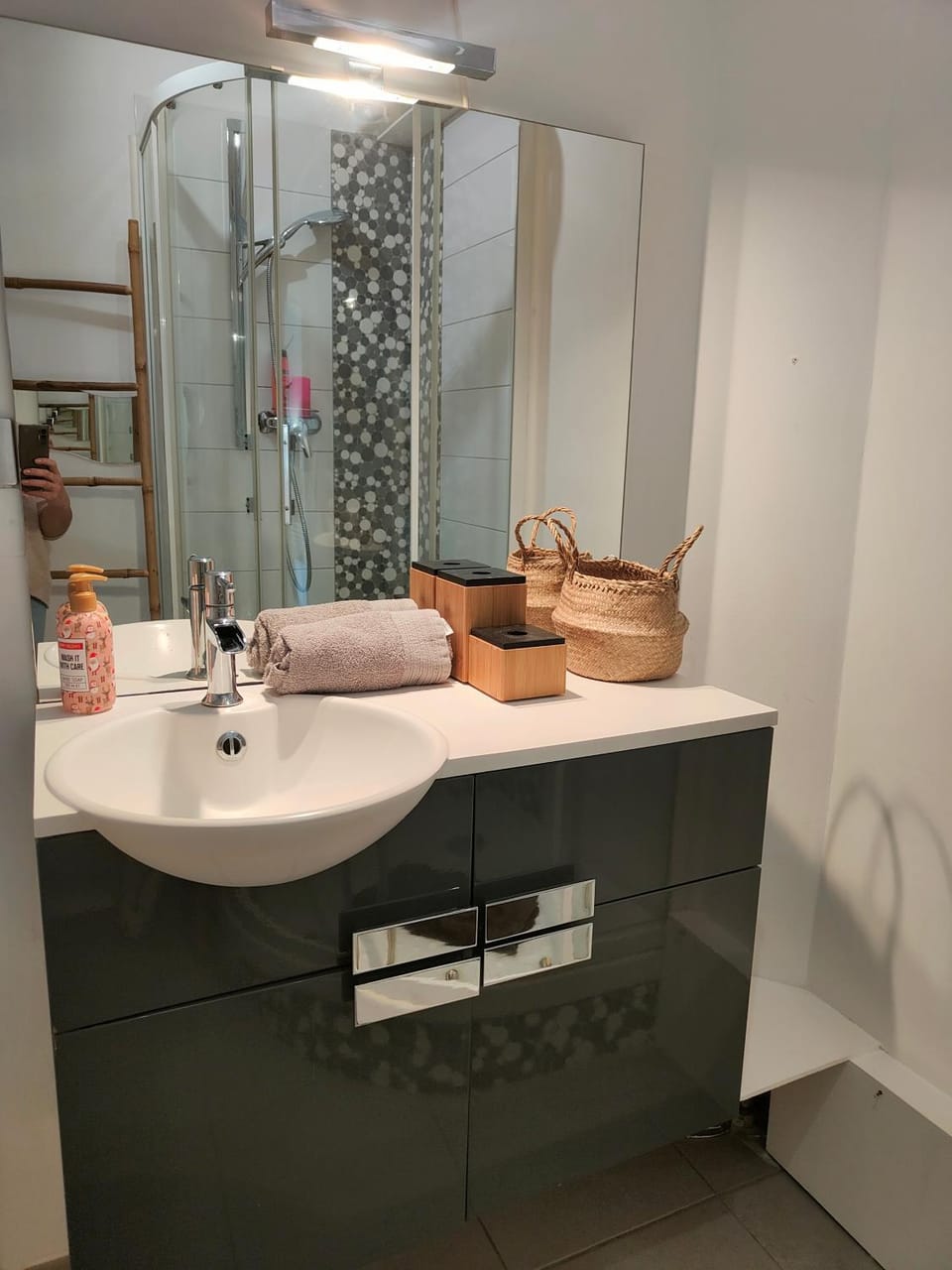 LE GARDEN CENTRAL STUDIO Apartment in Brittany