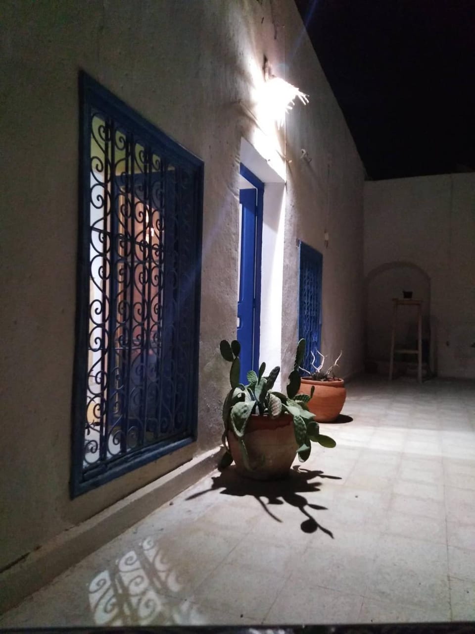 Property building, Patio, Balcony/Terrace