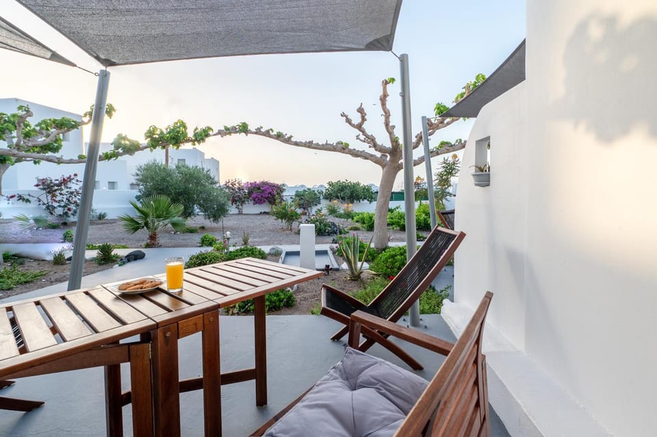 Garden, Balcony/Terrace