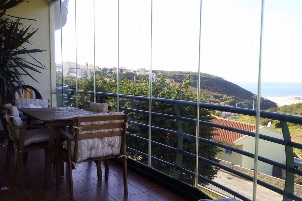Balcony/Terrace, Beach, On site, Mountain view