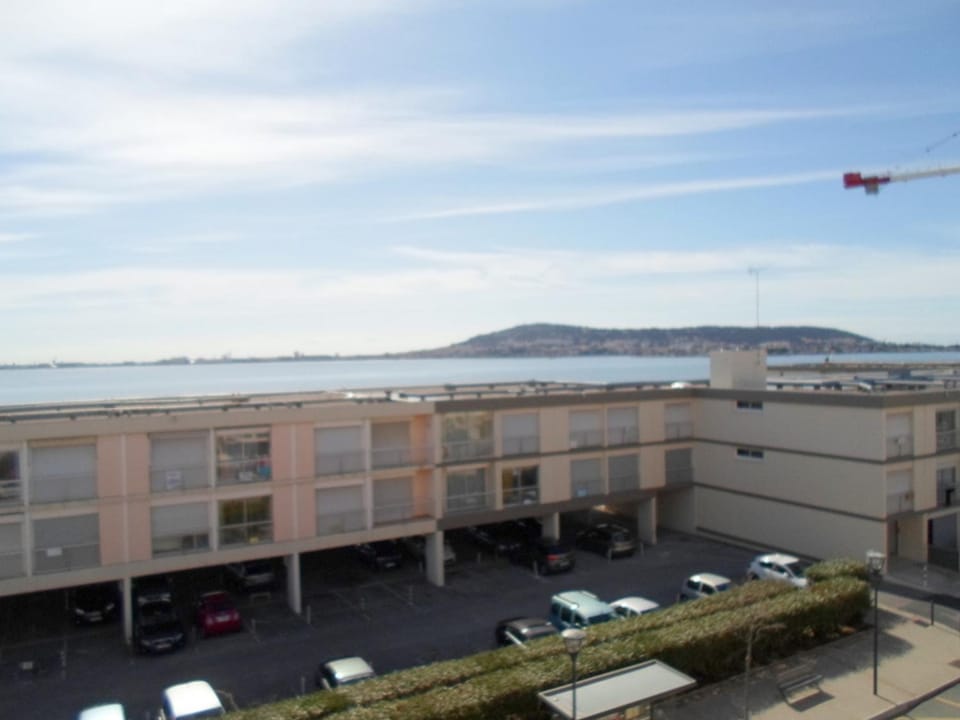 Appartement cosy avec balcon proche des Thermes - Animaux admis, parking privatif - FR-1-503-45 Apartment in Balaruc-les-Bains
