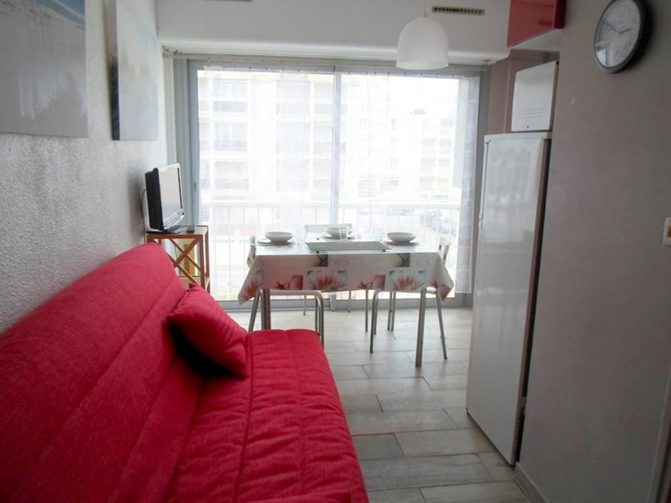 Studio confortable 2 étoiles proche thermes, animaux admis - FR-1-503-88 Apartment in Balaruc-les-Bains