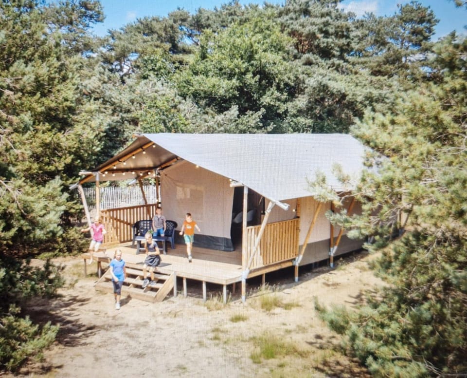Camping La Bergerie Campground/ 
RV Resort in Pays de la Loire