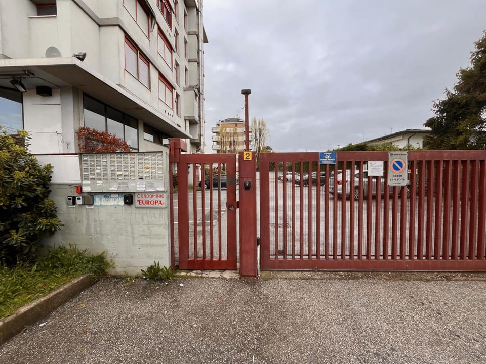 Property building, Street view