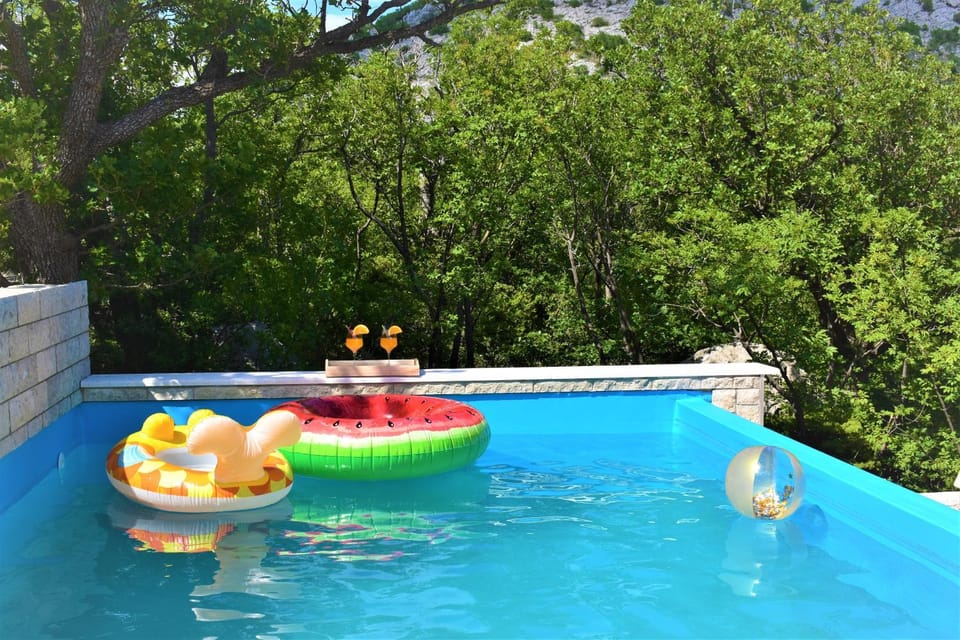 Pool view, Swimming pool, Swimming pool