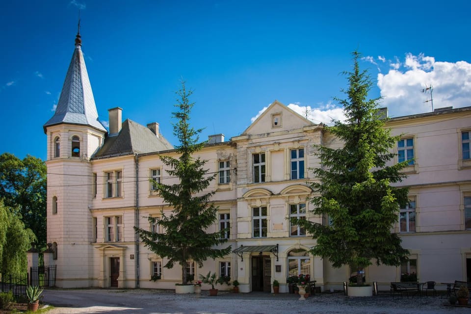 Property building, Day