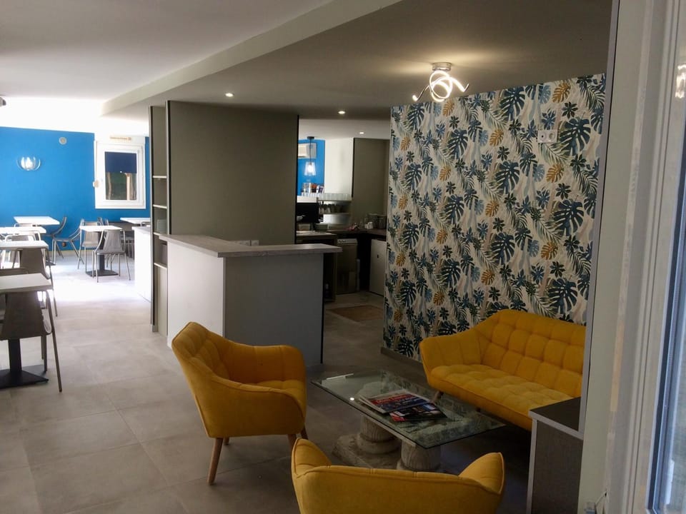 Hôtel Azur Hotel in Agde