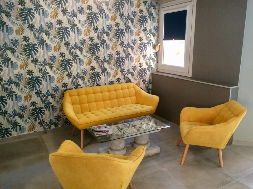 Hôtel Azur Hotel in Agde