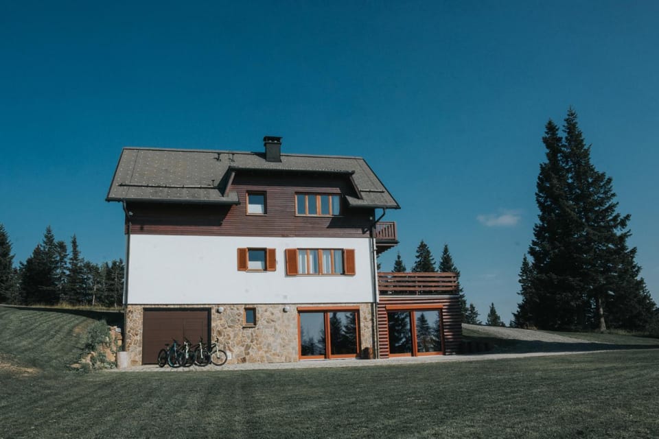 Property building, Day, Natural landscape, Cycling