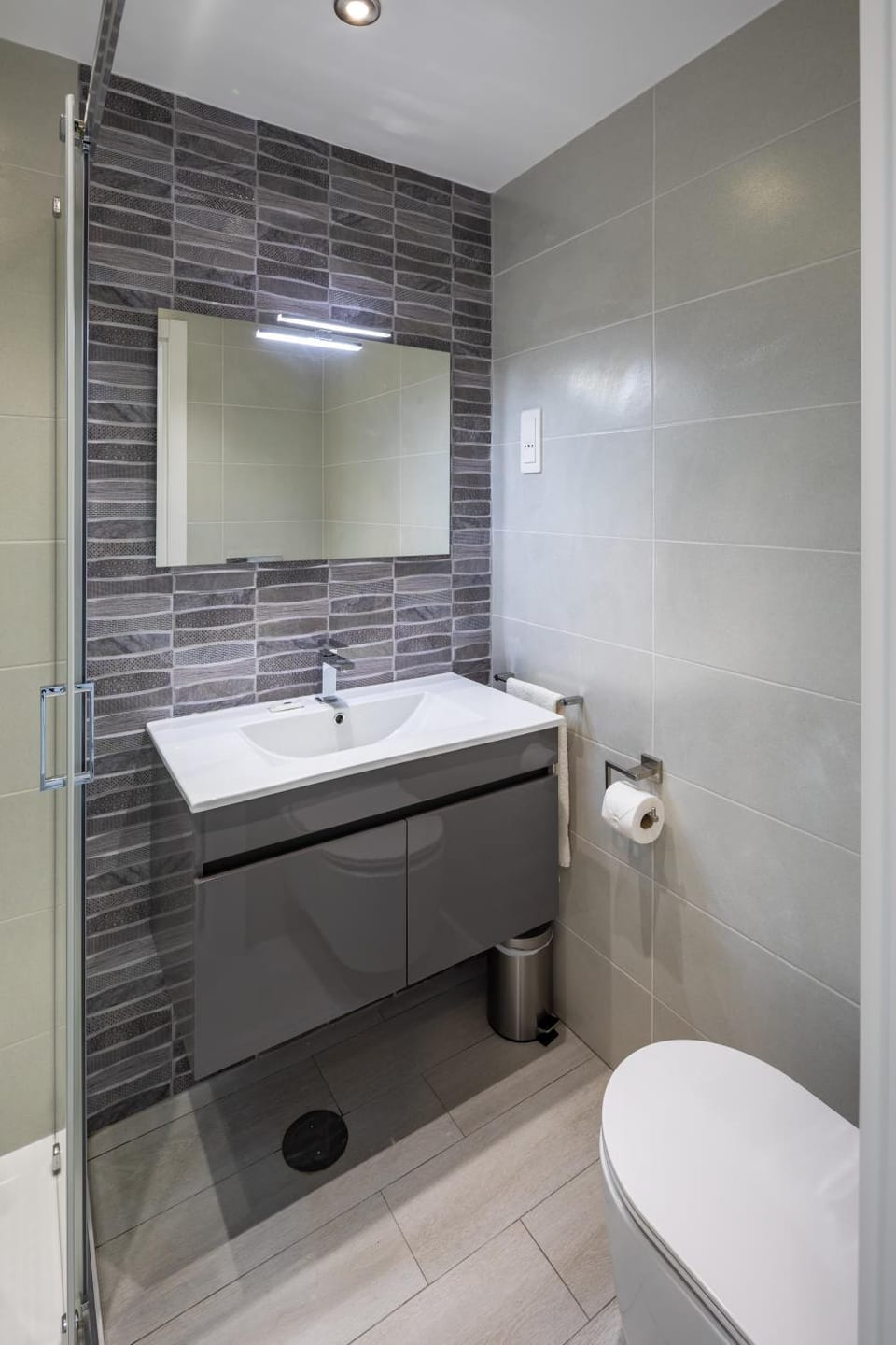 Victory Village Sea Views Apartment in Faro District