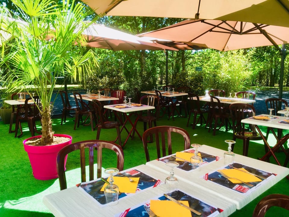 Restaurant/places to eat, Summer, Food and drinks, On site