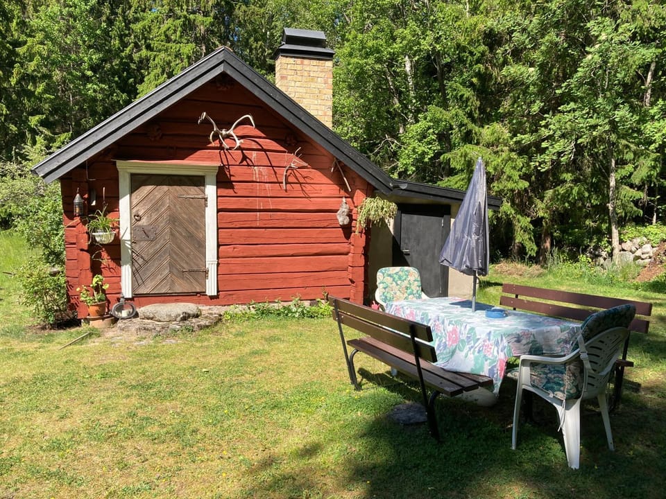 Egen stuga med delat badrum Bed and Breakfast in Stockholm County