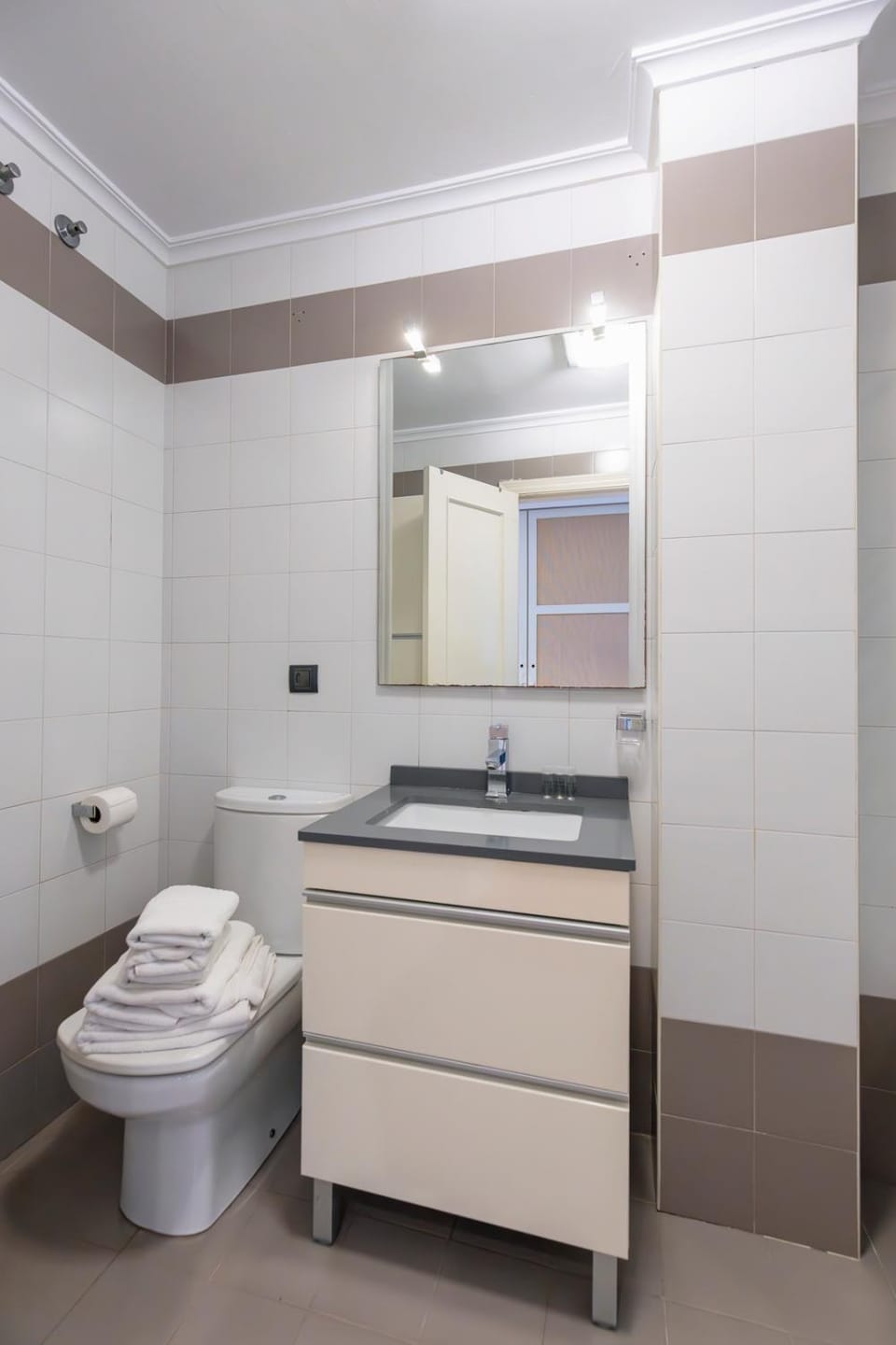 San Anton, Ventana al mar Apartment in Llanes