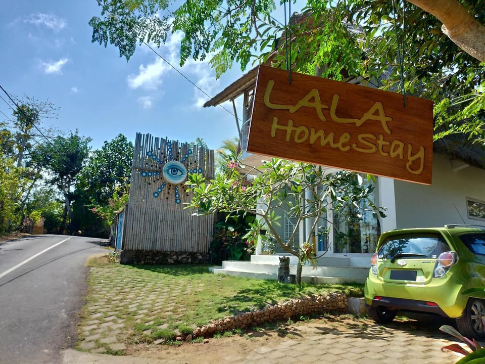 Facade/entrance, Property logo or sign