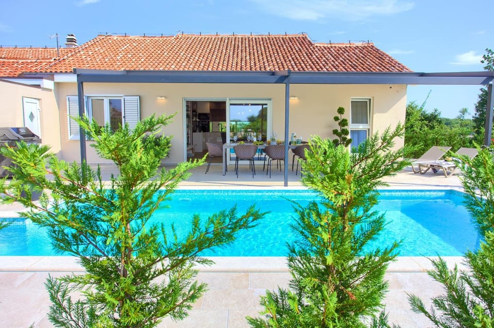 Holiday Home Elegant Villa in Krk