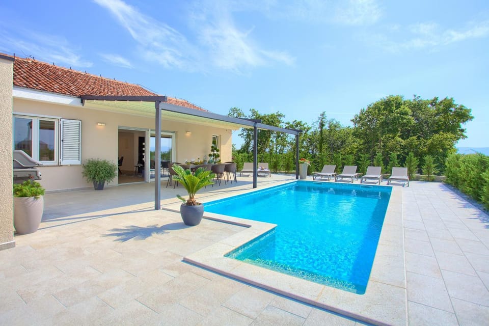 Holiday Home Elegant Villa in Krk