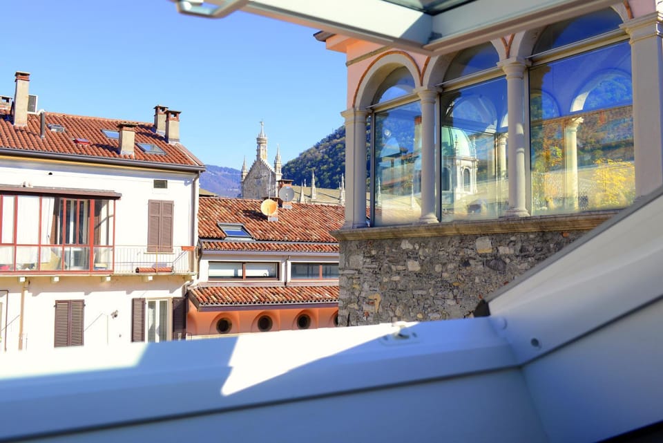 Property building, City view