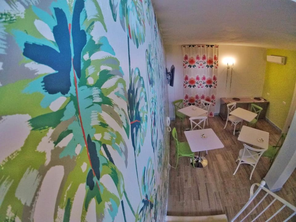 Seating area