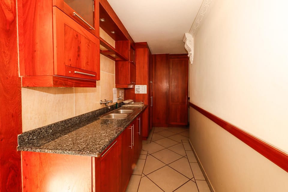 Boulevard 14 Apartment in Margate