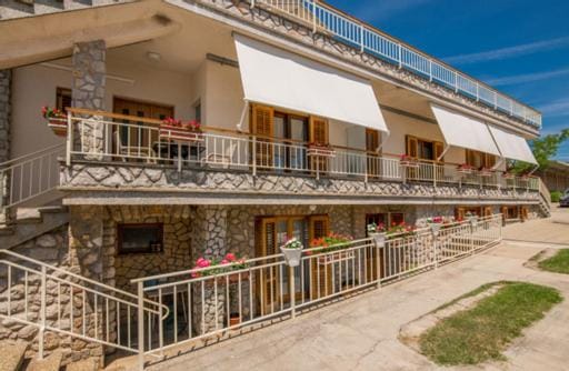 Apartment Anima Klimno Apartment in Primorje-Gorski Kotar County