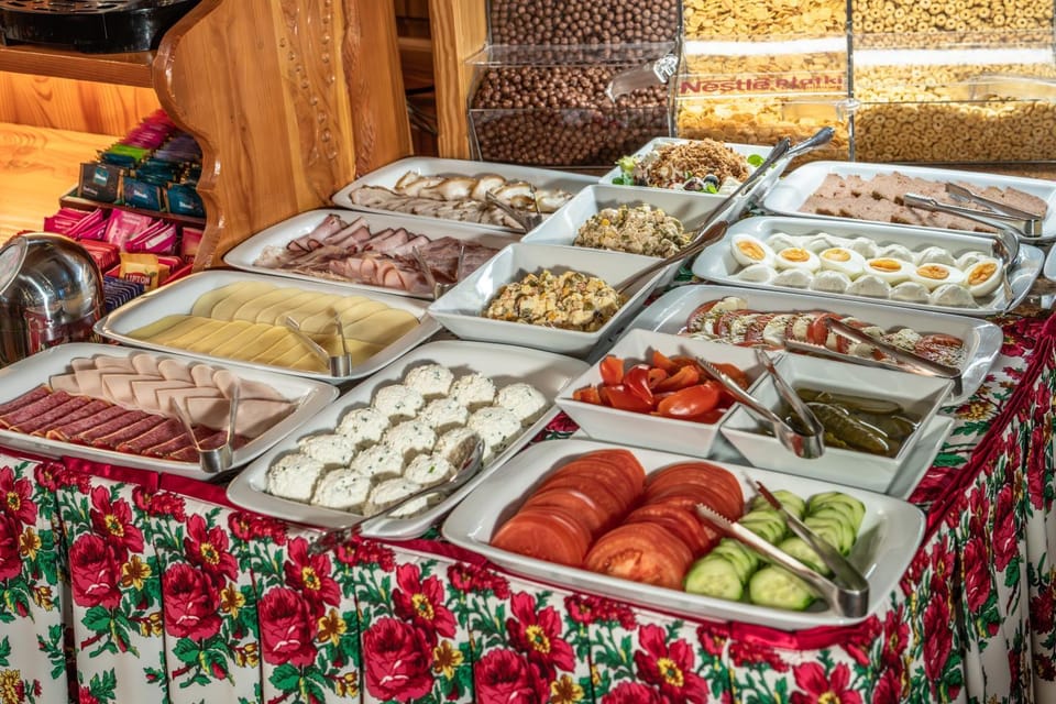 Food and drinks, Food, Buffet breakfast