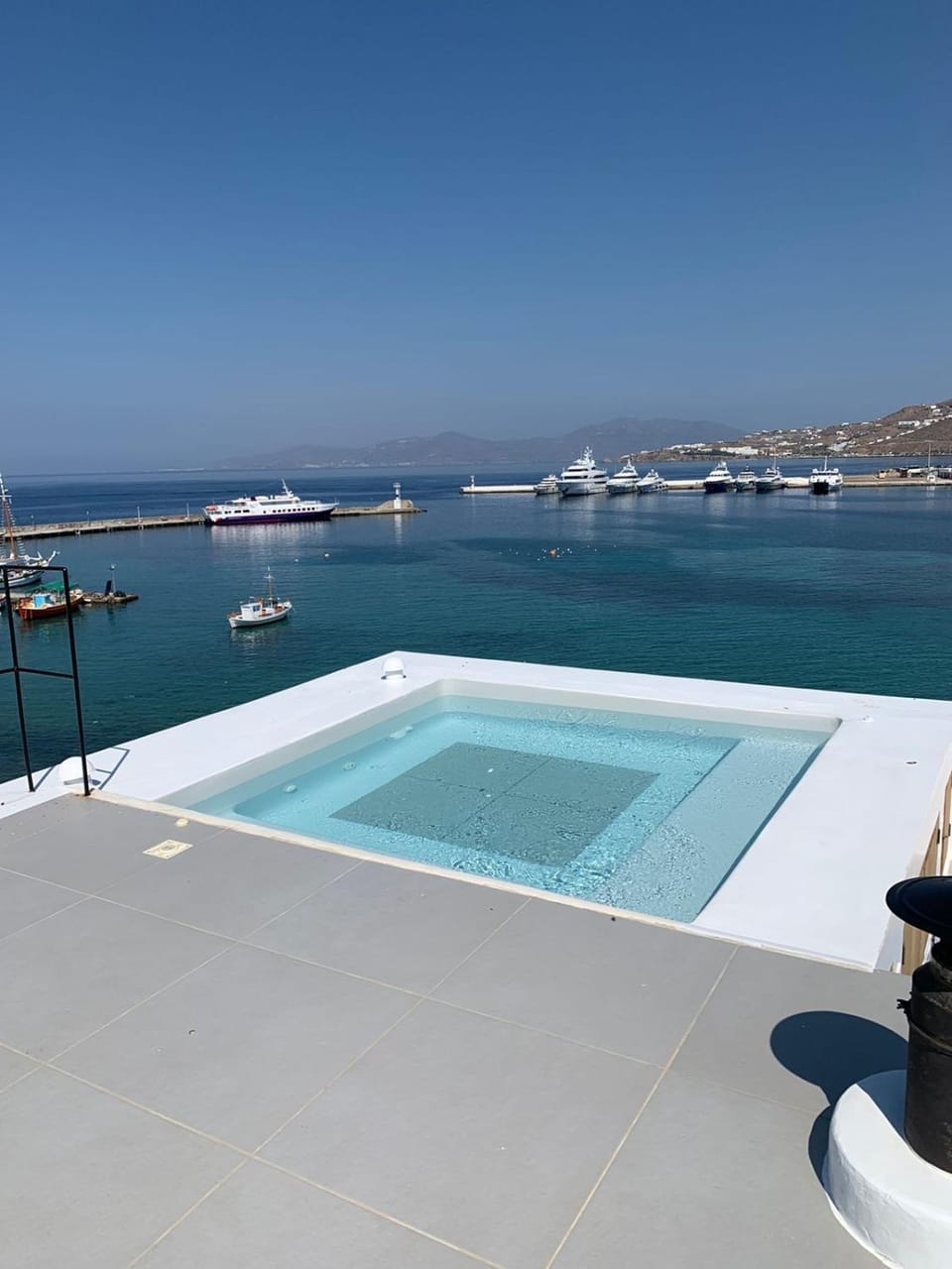 One Manto Square Apartment in Mykonos