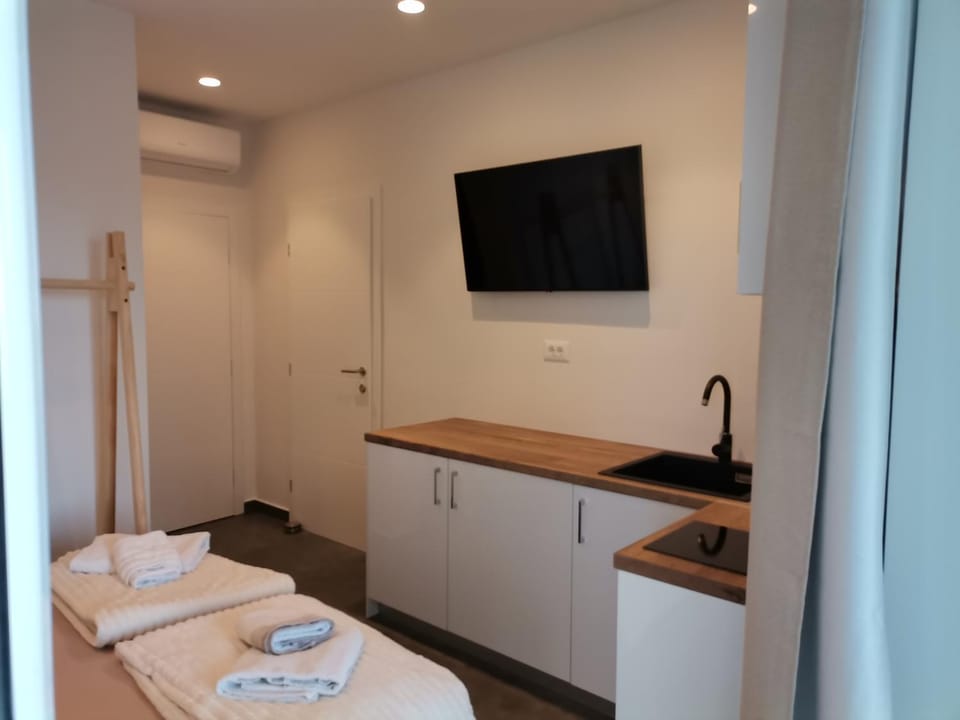 Mia & Ante Apartman Apartment in Tučepi