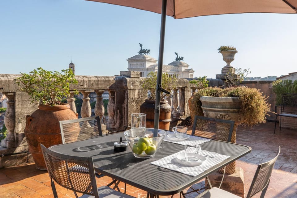 View (from property/room), Balcony/Terrace
