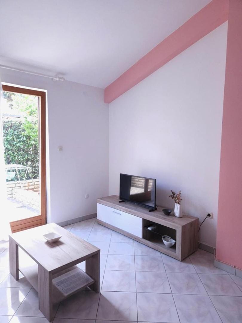 Lorena Apartments in Pula Bed and Breakfast in Pula